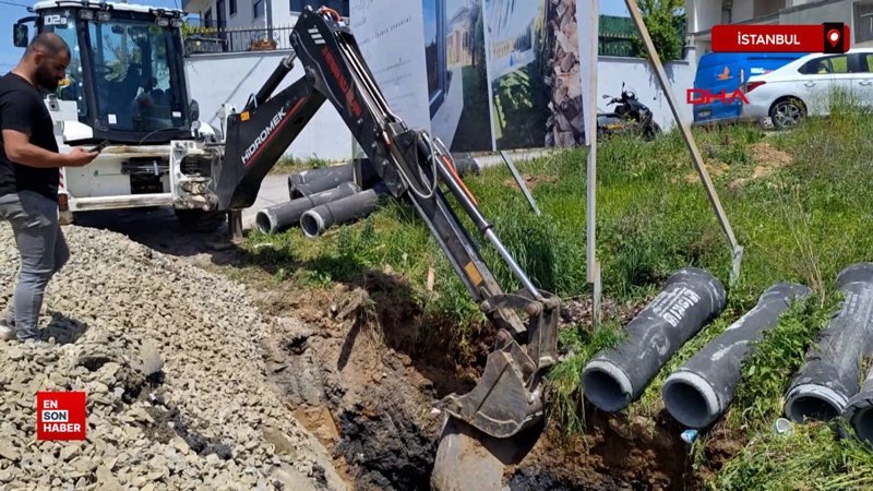 Şile'de İSKİ ekiplerinin alt yapı çalışması sırasında göçük meydana geldi