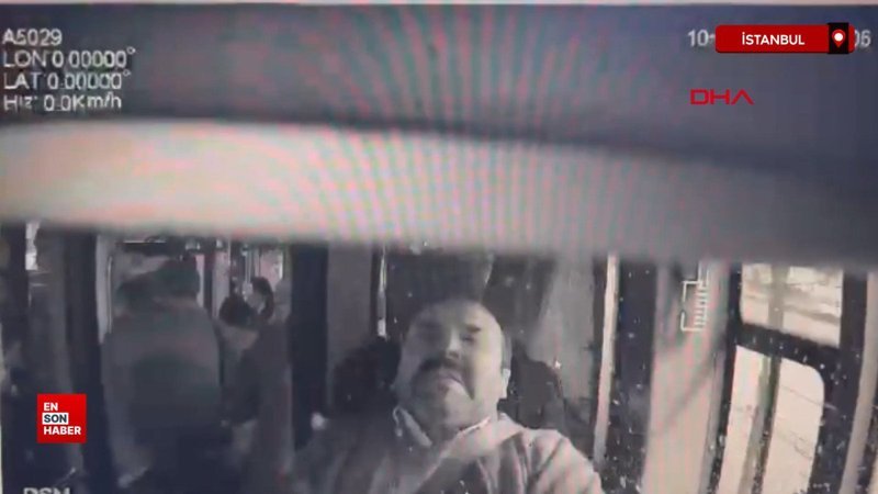 Beylikdüzü'ndeki metrobüs kazası araç içi kamerasında