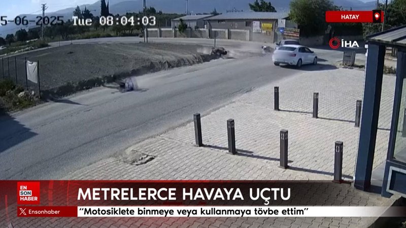 Hatay'da otomobille çarpışan motosikletten metrelerce havaya uçtu