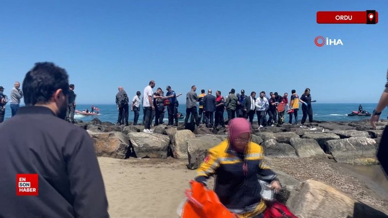 Ordu'da boğulma tehlikesi geçiren öğrencilerden biri hayatını kaybetti