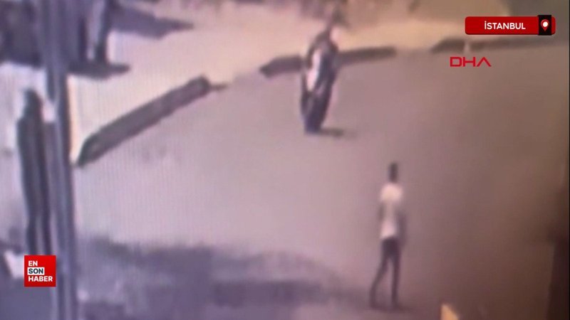 Avcılar'da eşinin kendisini aldattığından şüphelendiği kişiyi bıçakladı