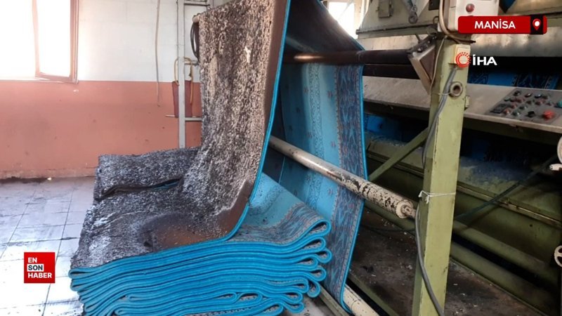 Manisa’da yün halı dokuma fabrikasında yangın çıktı