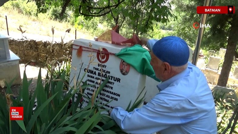 Batman'da şehit babaları Babalar Günü’nü mezar başında geçirdi