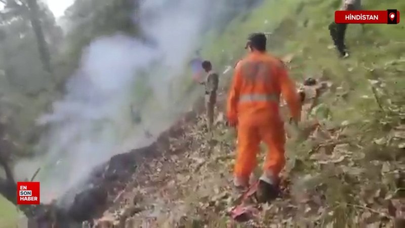 Hindistan’da Kedarnath’tan dönen helikopter ormanlık alana düştü
