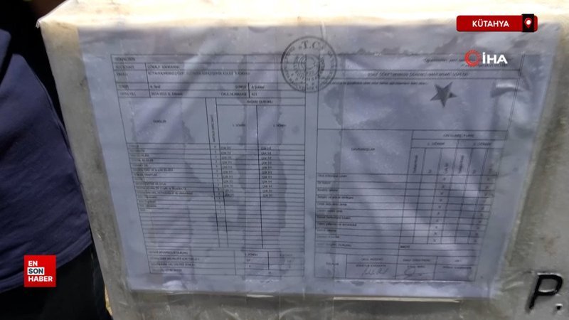 Kütahya'da şehit babasına duygu yüklü karne hediyesi