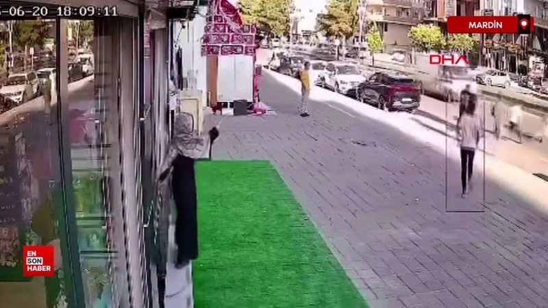 Mardin’de bıçaklı kavgadan kaçarken minibüsün altında kalıp öldü